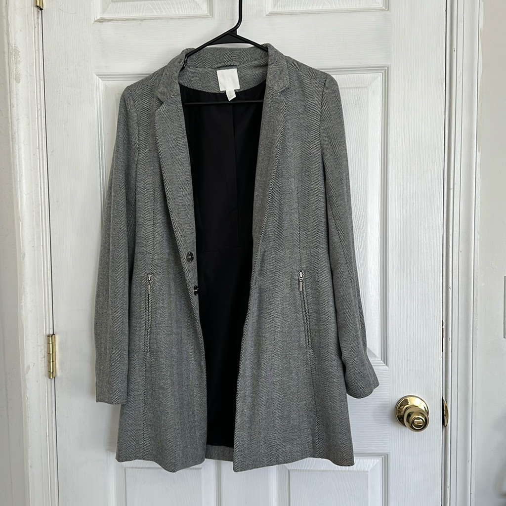 Black/Herringbone-Patterned Coat